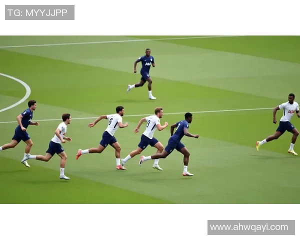 足球明星内景图片素材精选展示让你领略球场背后的精彩瞬间与独特魅力