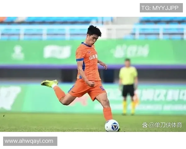 新兴足球明星崭露头角他们如何改变比赛的格局与未来